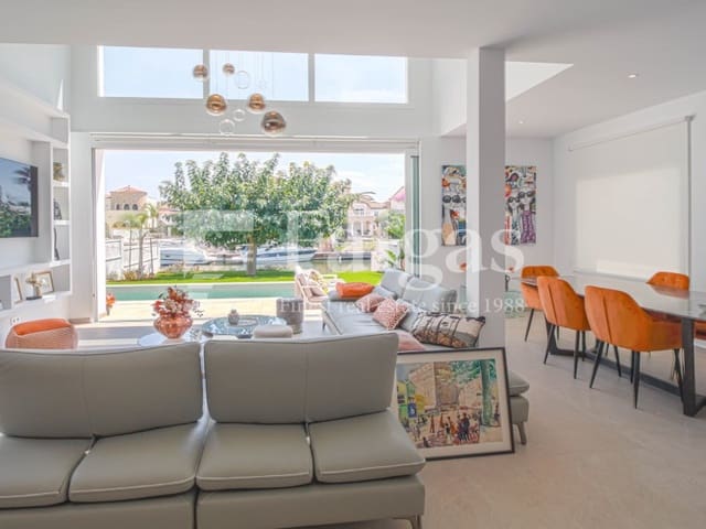 4 camera da letto Villa in vendita in Empuriabrava, Castelló d'Empúries con garage - 1.395.000 € (Rif: 9670322)