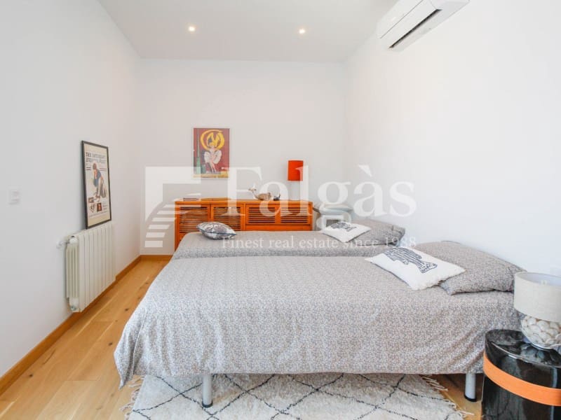 4 Zimmer Villa zu verkaufen in Empuriabrava mit Garage - 1.395.000 € (Ref: 9670322)