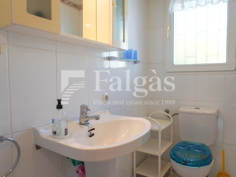 4 sypialnia Willa na sprzedaż w Empuriabrava z garażem - 495 000 € (Ref: 9780416)