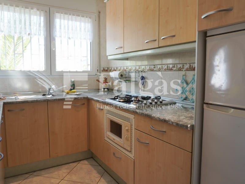 4 sypialnia Willa na sprzedaż w Empuriabrava z garażem - 495 000 € (Ref: 9780416)