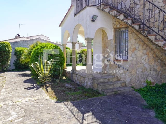 4 sypialnia Willa na sprzedaż w Empuriabrava, Castelló d'Empúries z garażem - 495 000 € (Ref: 9780416)