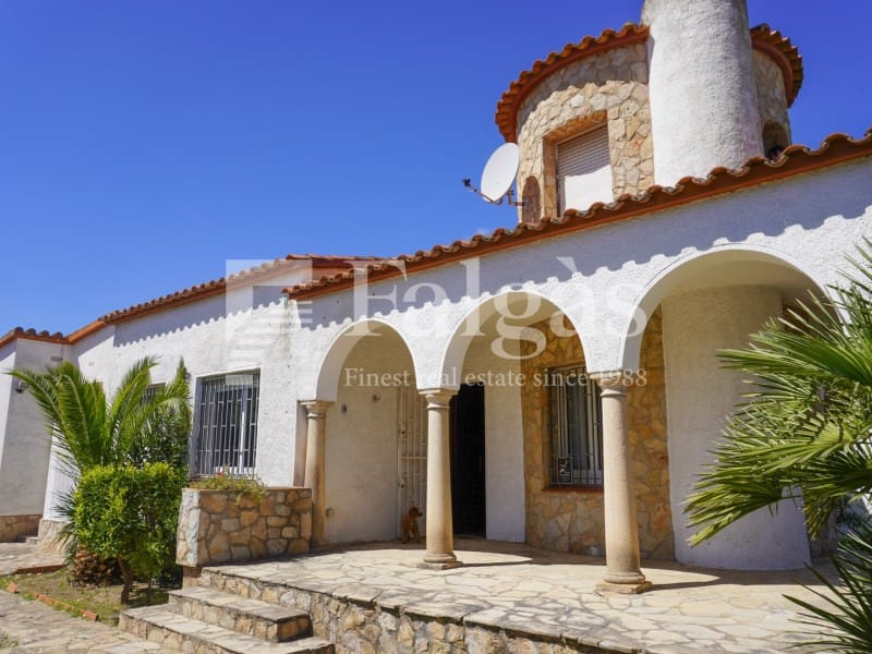4 sypialnia Willa na sprzedaż w Empuriabrava z garażem - 495 000 € (Ref: 9780416)