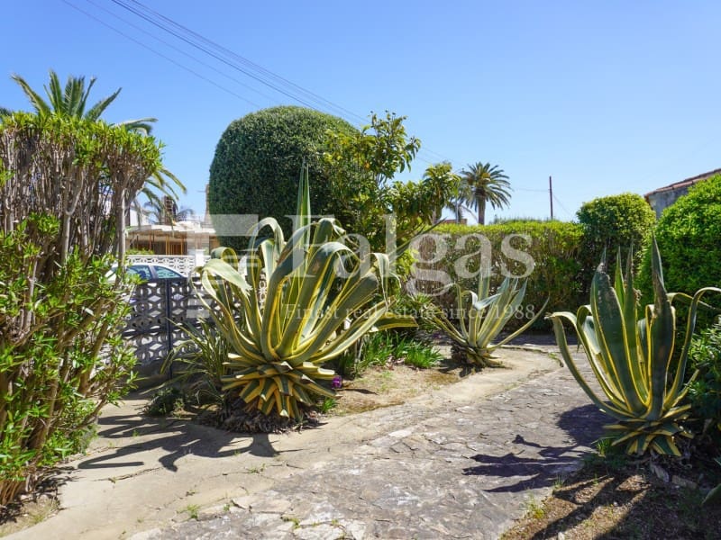 4 sypialnia Willa na sprzedaż w Empuriabrava z garażem - 495 000 € (Ref: 9780416)