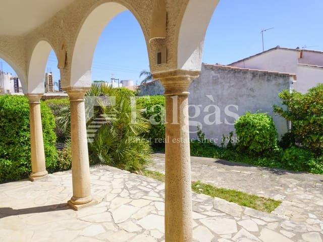 4 sypialnia Willa na sprzedaż w Empuriabrava, Castelló d'Empúries z garażem - 495 000 € (Ref: 9780416)