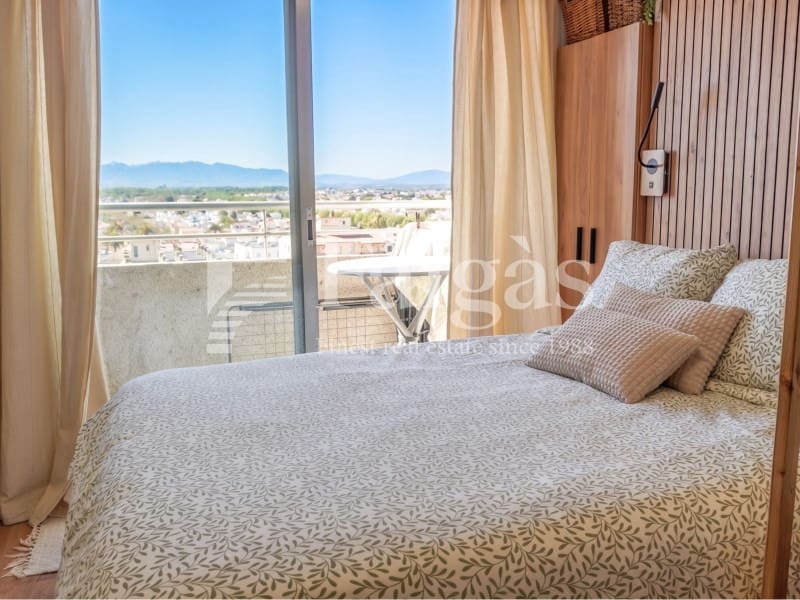 Lägenhet till salu i Empuriabrava - 119 000 € (Ref: 9783238)