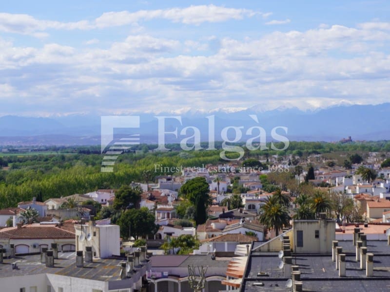 Lägenhet till salu i Empuriabrava - 119 000 € (Ref: 9783238)