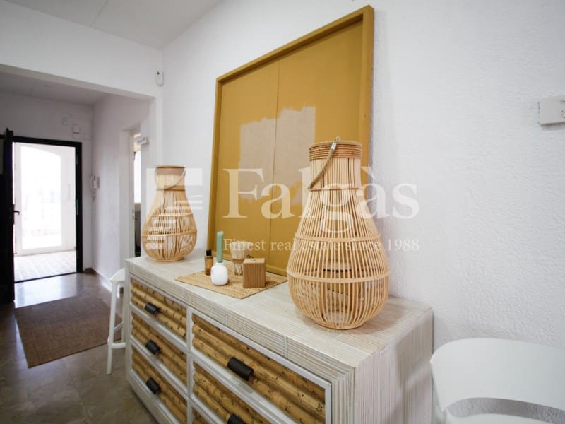 Chalet de 3 habitaciones en Empuriabrava en venta con piscina garaje - 1.390.000 € (Ref: 9809802)