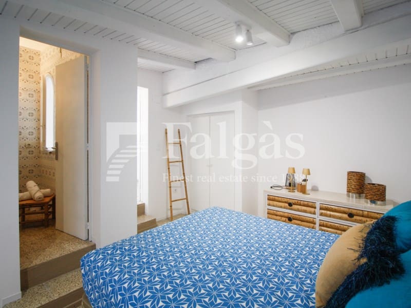 Chalet de 3 habitaciones en Empuriabrava en venta con piscina garaje - 1.390.000 € (Ref: 9809802)