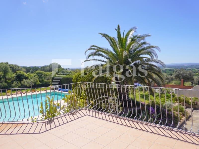 4 quarto Moradia para venda em Pau com piscina garagem - 685 000 € (Ref: 9817918)