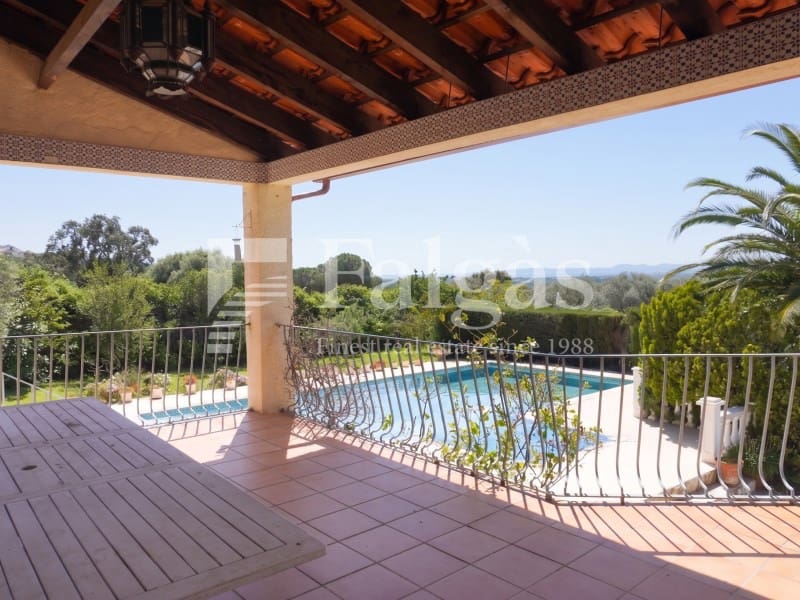 4 quarto Moradia para venda em Pau com piscina garagem - 685 000 € (Ref: 9817918)