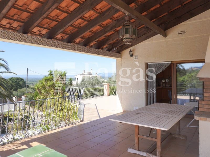 4 quarto Moradia para venda em Pau com piscina garagem - 685 000 € (Ref: 9817918)