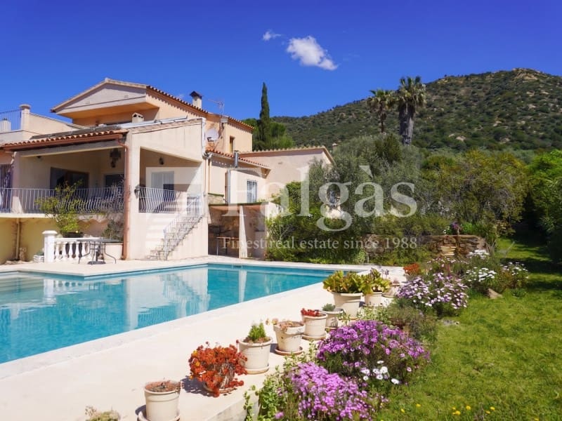 4 quarto Moradia para venda em Pau com piscina garagem - 685 000 € (Ref: 9817918)
