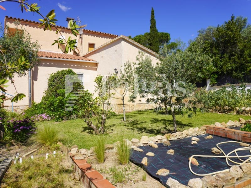 4 quarto Moradia para venda em Pau com piscina garagem - 685 000 € (Ref: 9817918)