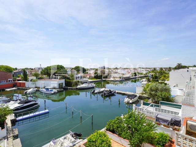 Casa de 4 habitaciones en Empuriabrava, Castelló d'Empúries en venta - 450.000 € (Ref: 9849347)