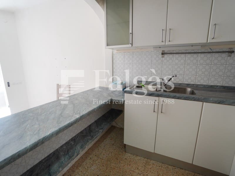 Casa de 4 habitaciones en Empuriabrava en venta - 450.000 € (Ref: 9849347)