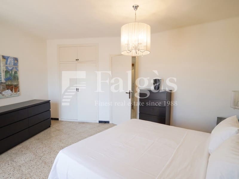 Casa de 4 habitaciones en Empuriabrava en venta - 450.000 € (Ref: 9849347)