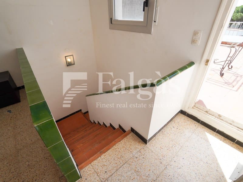 Casa de 4 habitaciones en Empuriabrava en venta - 450.000 € (Ref: 9849347)