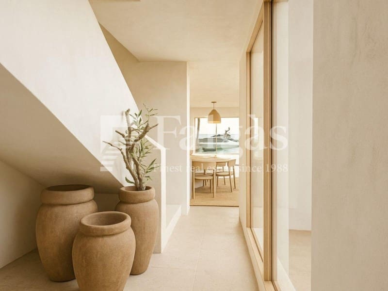 4 bedroom Villa for sale in Empuriabrava with garage - € 1,890,000 (Ref: 9873133)