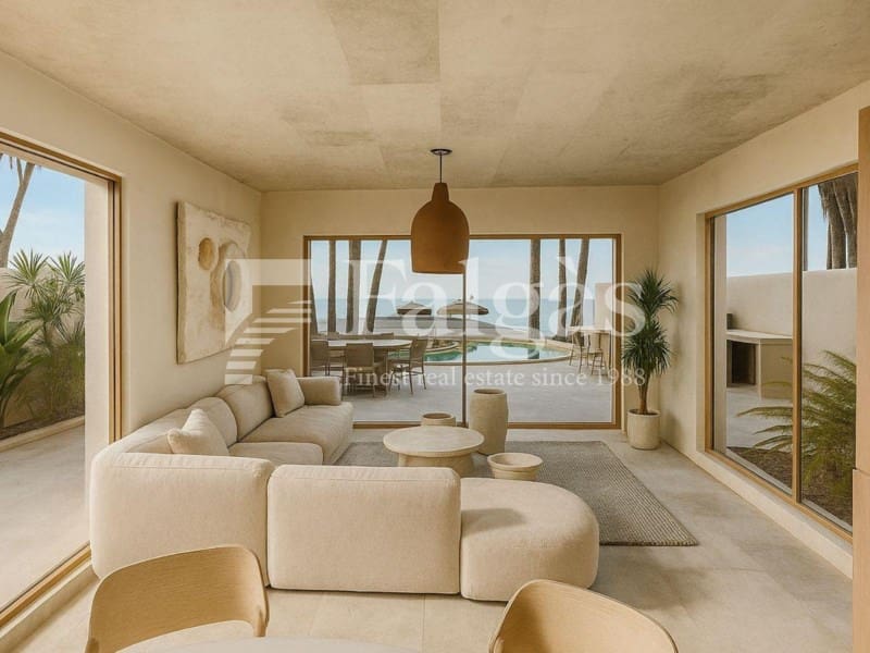 4 bedroom Villa for sale in Empuriabrava with garage - € 1,890,000 (Ref: 9873133)