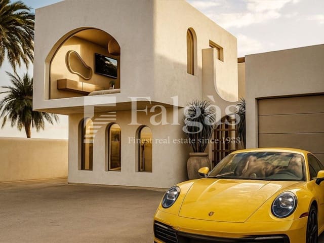 4 bedroom Villa for sale in Empuriabrava, Castelló d'Empúries with garage - € 1,890,000 (Ref: 9873133)