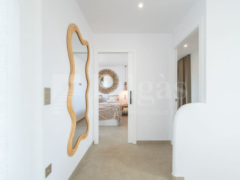 4 sovrum Villa till salu i Empuriabrava med pool garage - 1 890 000 € (Ref: 9873133)