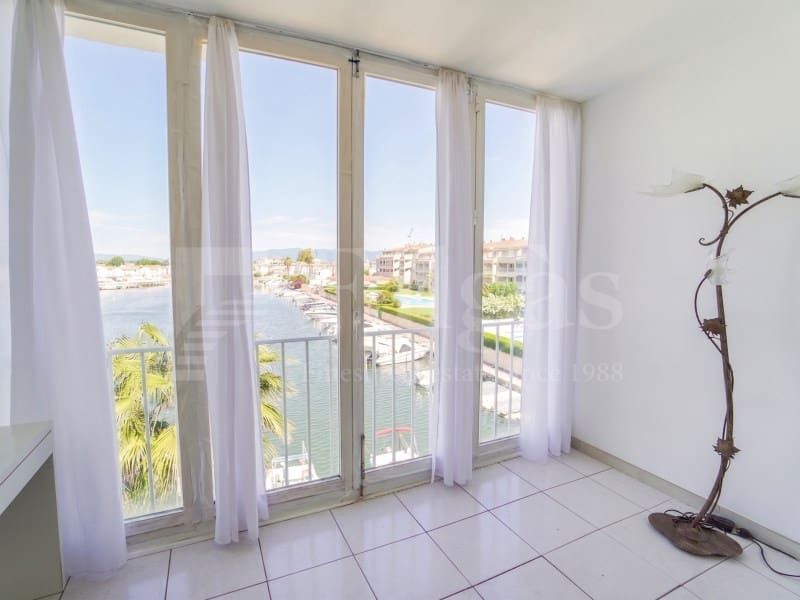 1 slaapkamer Flat te koop in Empuriabrava - € 150.000 (Ref: 9884791)