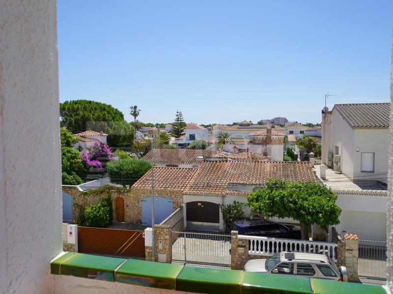 1 slaapkamer Flat te koop in Empuriabrava - € 150.000 (Ref: 9884791)