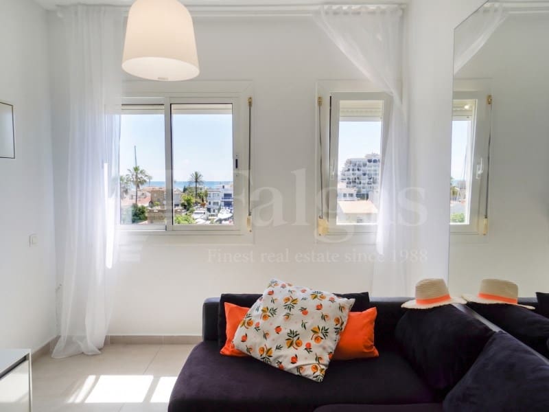 1 sovrum Lägenhet till salu i Empuriabrava - 123 000 € (Ref: 9884792)