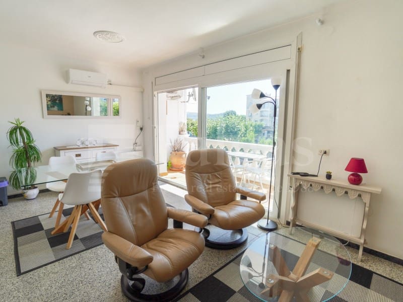 2 Zimmer Wohnung zu verkaufen in Empuriabrava - 181.000 € (Ref: 9906866)