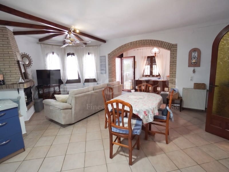 4 quarto Moradia para venda em Empuriabrava com piscina - 890 000 € (Ref: 9906867)