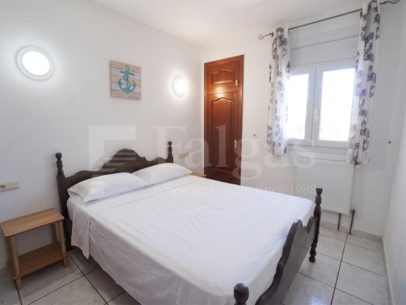 4 quarto Moradia para venda em Empuriabrava com piscina - 890 000 € (Ref: 9906867)