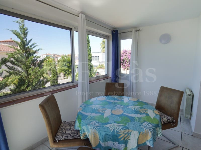 4 quarto Moradia para venda em Empuriabrava com piscina - 890 000 € (Ref: 9906867)