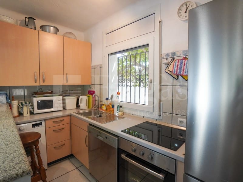 4 sypialnia Willa na sprzedaż w Empuriabrava z garażem - 675 000 € (Ref: 9910412)