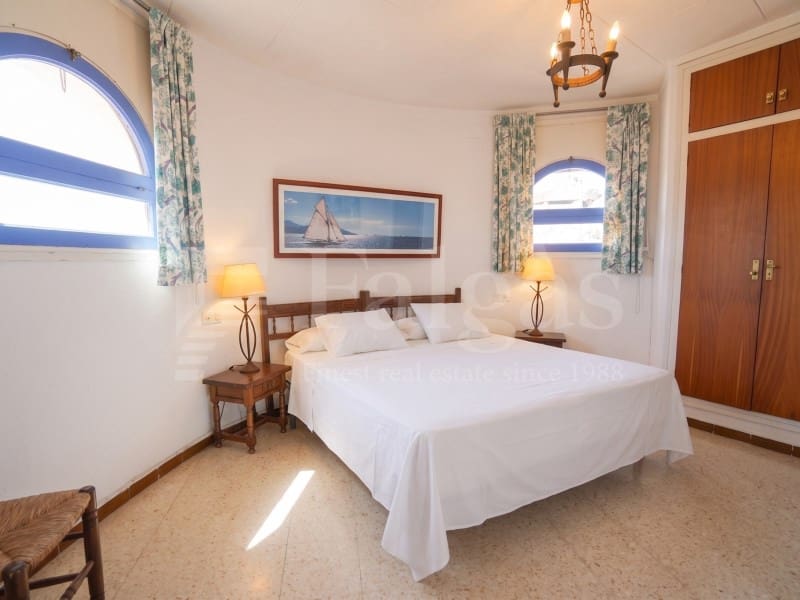 3 chambre Villa/Maison à vendre à Empuriabrava avec garage - 890 000 € (Ref: 9912767)