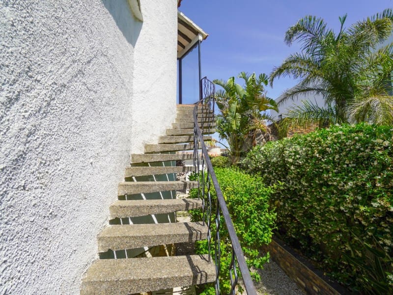 3 chambre Villa/Maison à vendre à Empuriabrava avec garage - 890 000 € (Ref: 9912767)