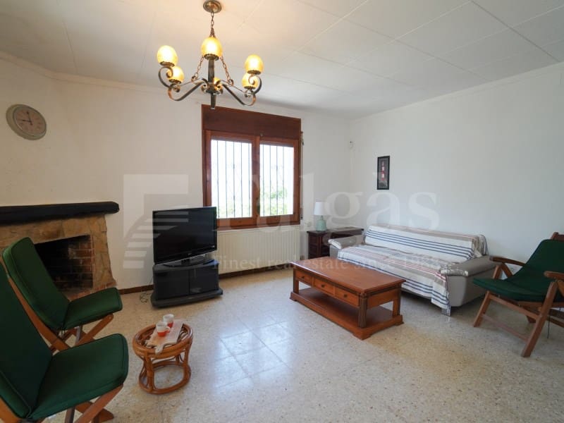 3 bedroom Villa for sale in Empuriabrava with garage - € 860,000 (Ref: 9915811)