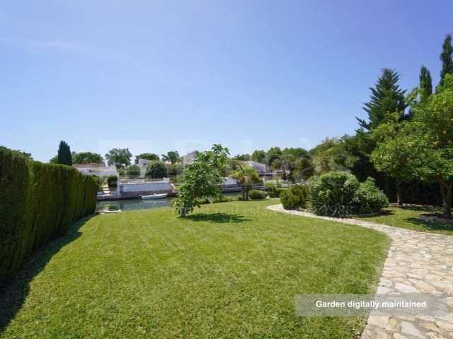 3 makuuhuone Huvila myytävänä paikassa Empuriabrava, Castelló d'Empúries mukana 
autotalli - 860 000 € (Ref: 9915811)