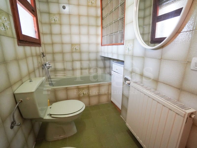 3 bedroom Villa for sale in Empuriabrava with garage - € 860,000 (Ref: 9915811)