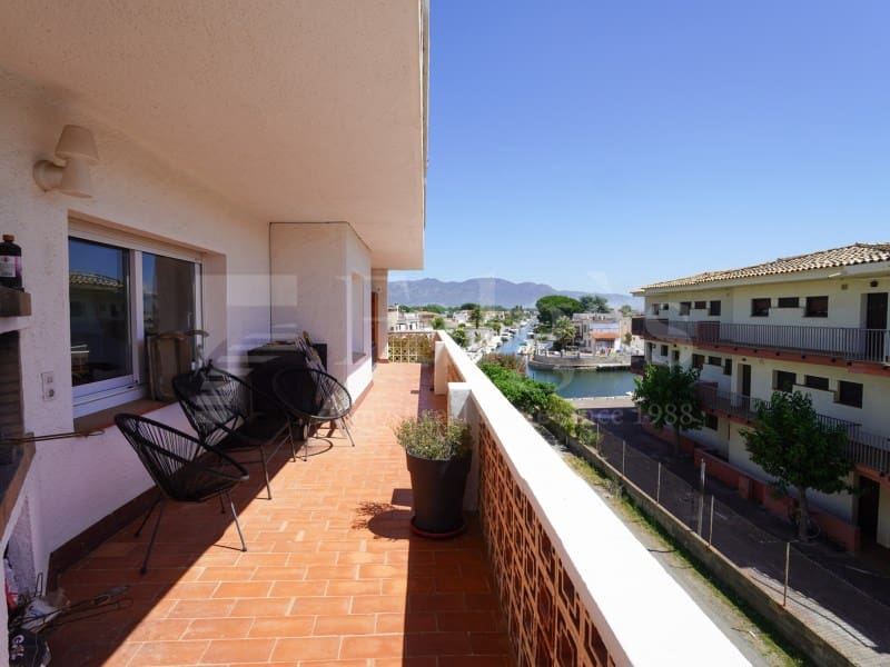 3 chambre Appartement à vendre à Empuriabrava - 329 000 € (Ref: 9922296)