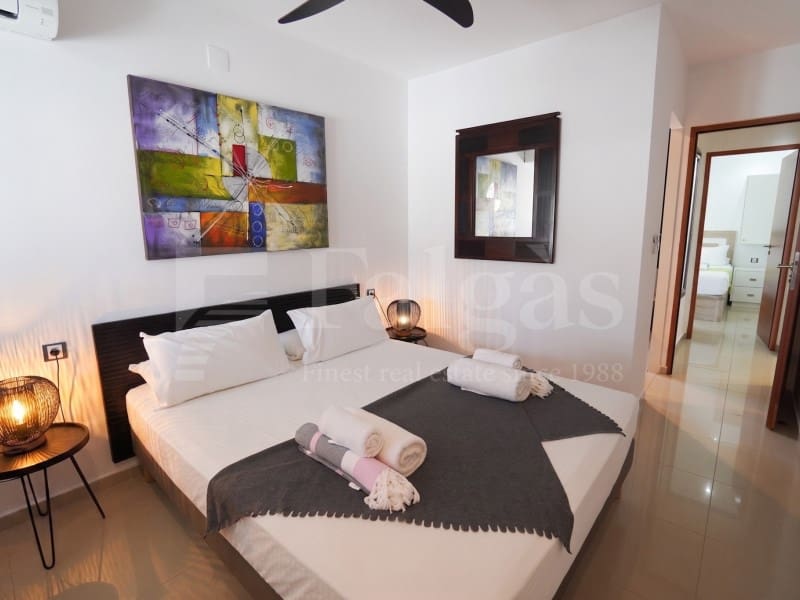 7 bedroom Villa for sale in Empuriabrava with garage - € 1,450,000 (Ref: 9929036)