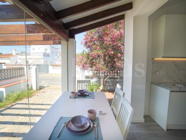 2 soverom Hus til salgs i Empuriabrava, Castelló d'Empúries - € 339 000 (Ref: 9953909)