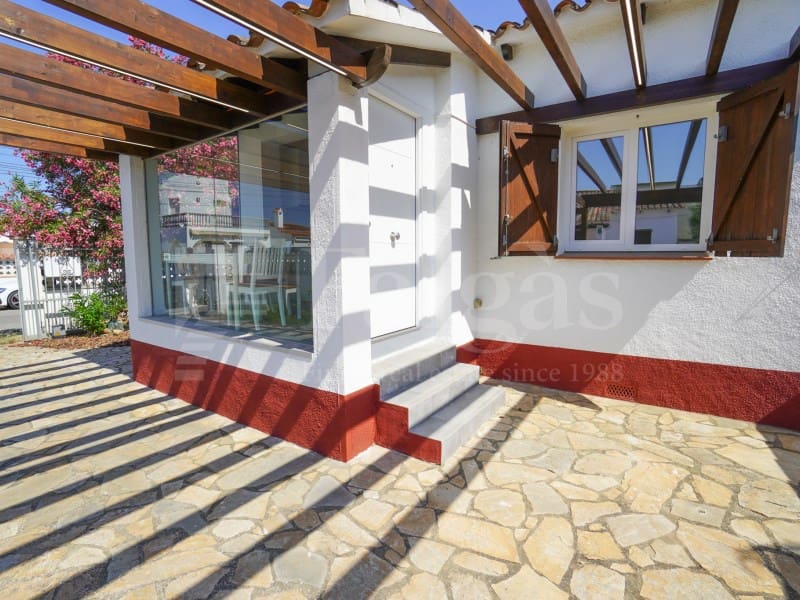 2 soverom Hus til salgs i Empuriabrava - € 339 000 (Ref: 9953909)