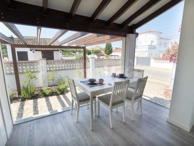 2 soverom Hus til salgs i Empuriabrava, Castelló d'Empúries - € 339 000 (Ref: 9953909)