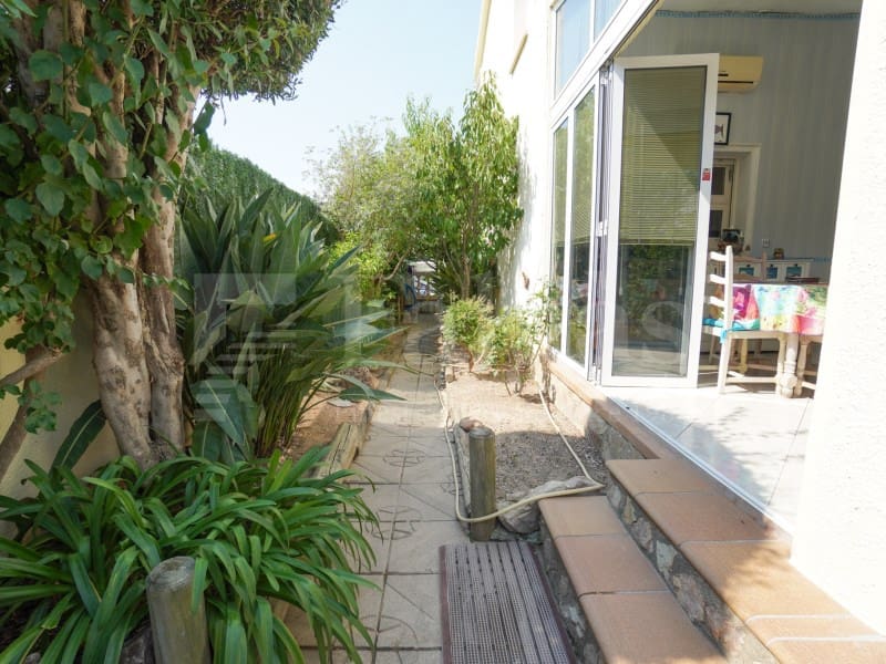 4 quarto Moradia para venda em Empuriabrava com piscina garagem - 525 000 € (Ref: 9957619)
