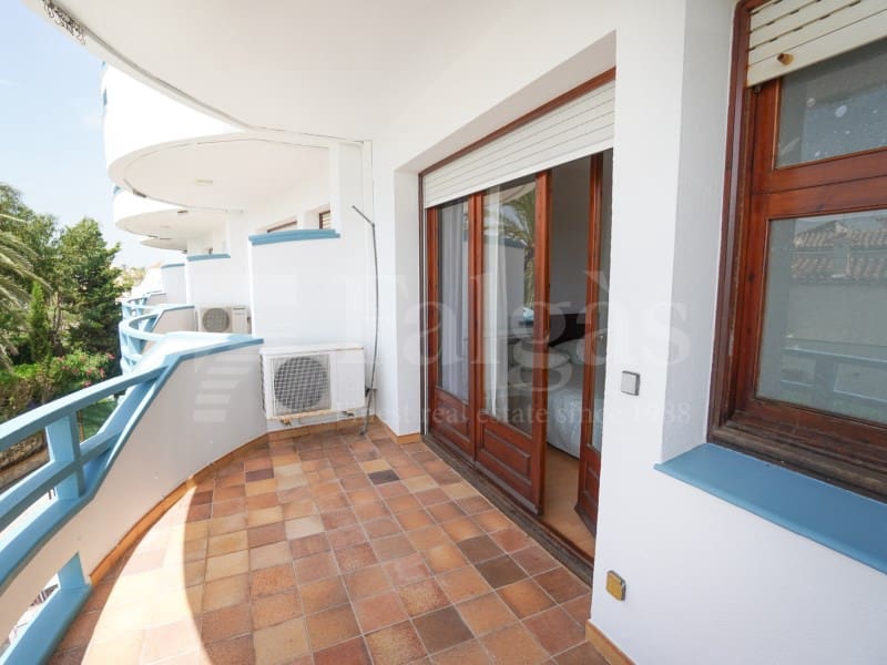 3 chambre Maison de Ville à vendre à Empuriabrava avec garage - 755 000 € (Ref: 9964961)