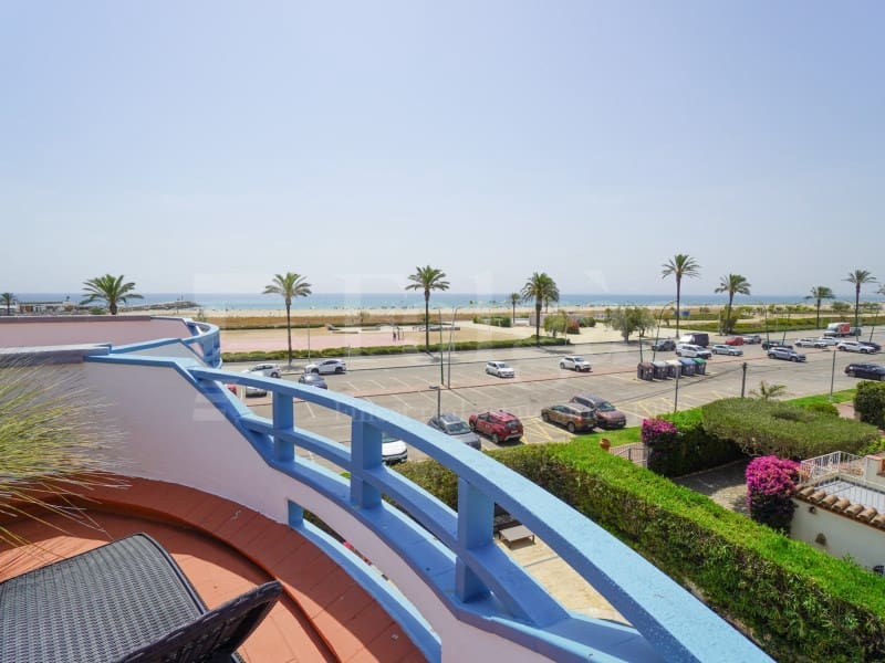 3 chambre Maison de Ville à vendre à Empuriabrava avec garage - 755 000 € (Ref: 9964961)
