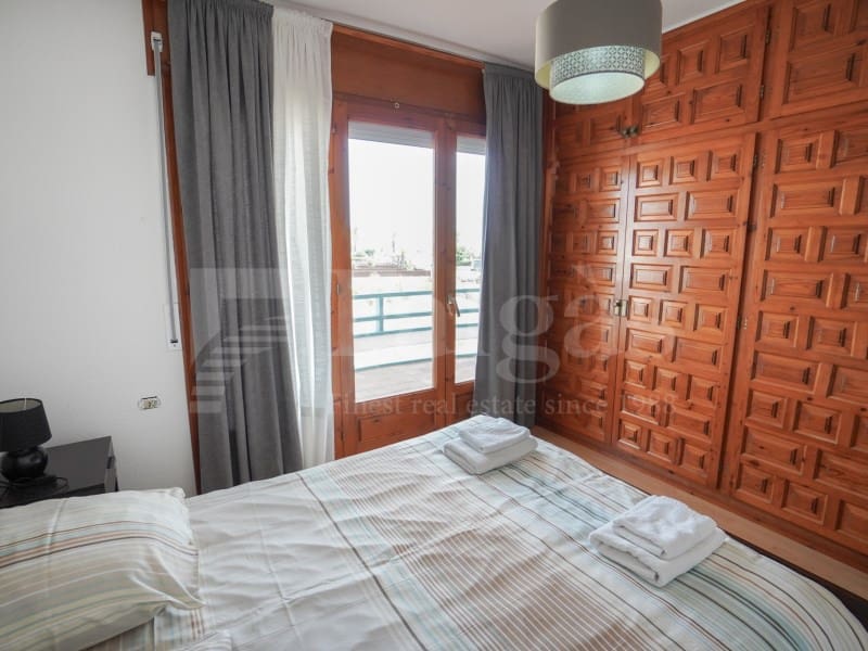 3 chambre Maison de Ville à vendre à Empuriabrava avec garage - 755 000 € (Ref: 9964961)