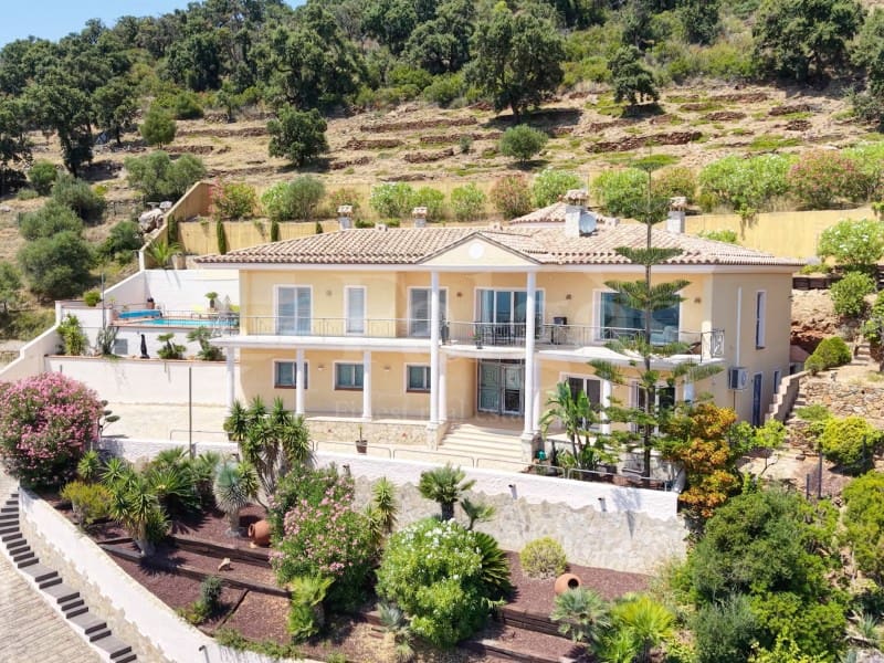4 soverom Villa til salgs i Roses med svømmebasseng garasje - € 890 000 (Ref: 9970297)
