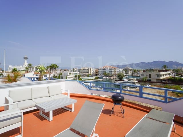 2 soverom Rekkehus til salgs i Empuriabrava, Castelló d'Empúries med garasje - € 815 000 (Ref: 9972995)