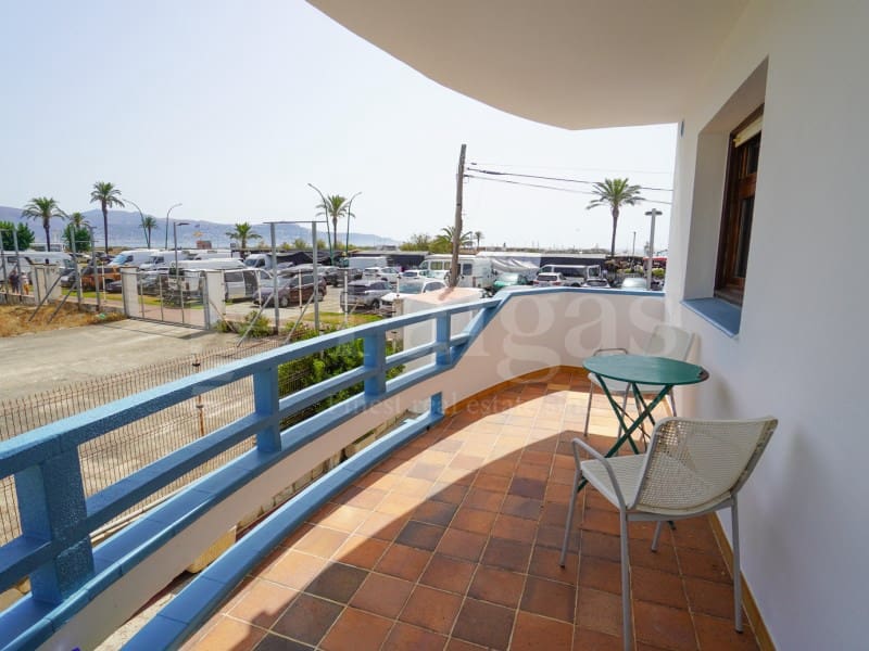 2 bedroom Terraced Villa for sale in Empuriabrava with garage - € 815,000 (Ref: 9972995)